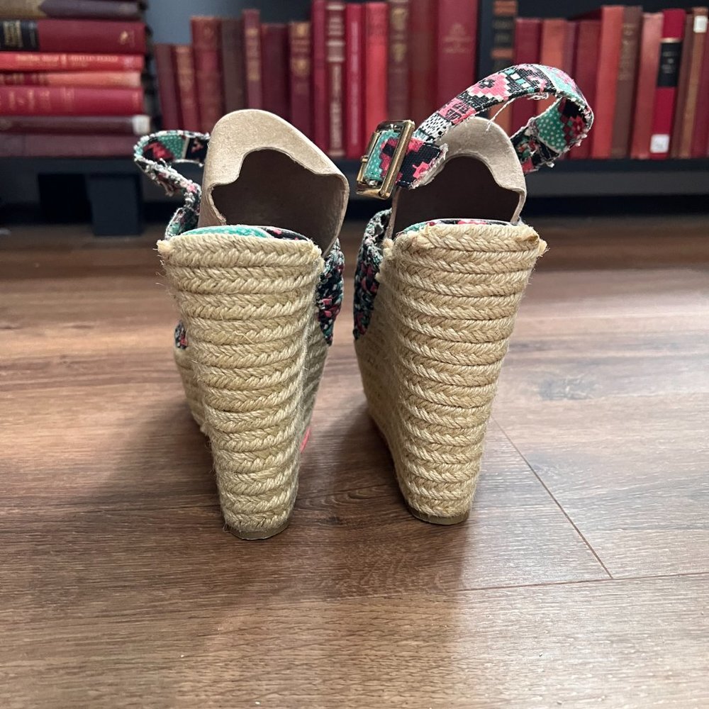 Betsey Johnson Beckeyy Braided Platform Jute Sandals Sz 8.5 - Picture 11 of 15